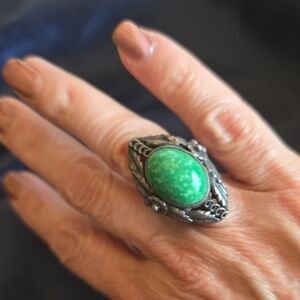 Elegant Green Stone Silver Ring